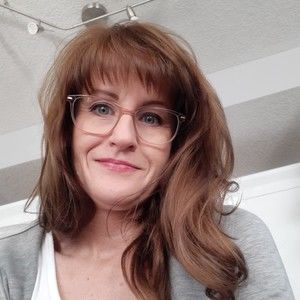 Meet your Posher, Melanie